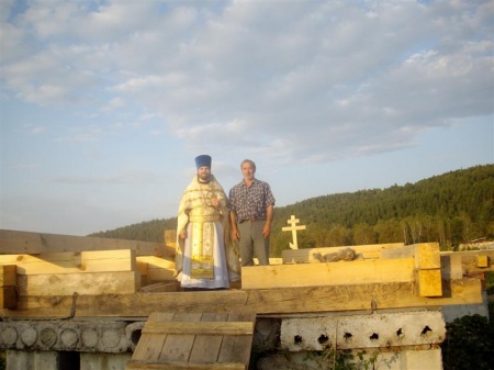 25 августа 2009 года благочинный Юго-Восточного округа священник Игорь Затолокин совершил «чин на основание храма» в с. Новососедово