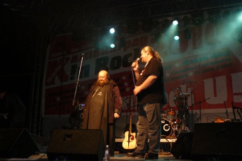 Известный миссионер игумен Сергий (Рыбко) выступил с приветственным словом на международном рок-фестивале "Калининград In Rock – 2010"
