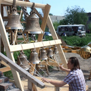 Состоялось освящение подбора колоколов в поселке Тулинский
