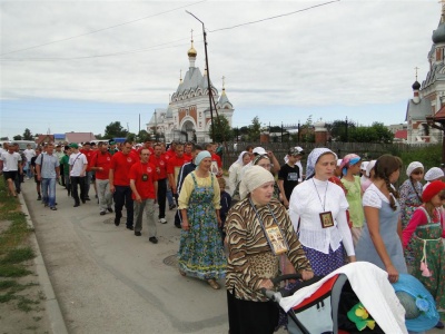 В праздник ВСЕХ СВЯТЫХ В ЗЕМЛЕ РОССИЙСКОЙ ПРОСИЯВШИХ состоялся Крестный ход Бердск-Ложок
