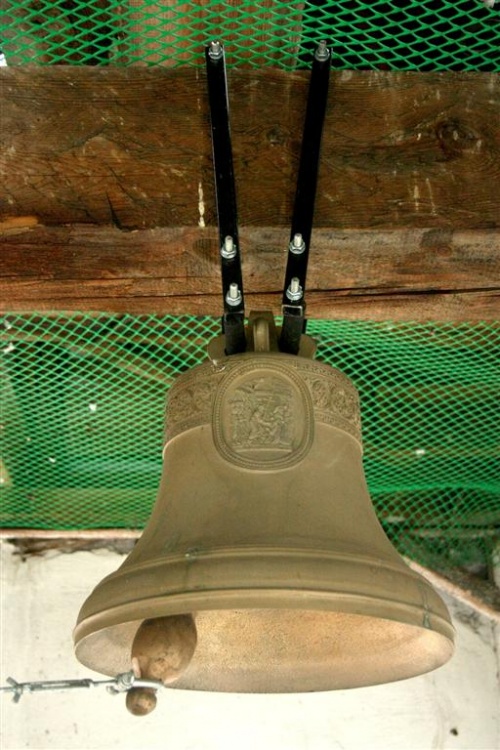 Балансировка колоколов на колокольне храма в честь Рождества Христова (с. Новый Шарап)