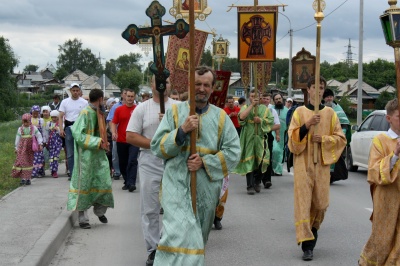 В праздник ВСЕХ СВЯТЫХ В ЗЕМЛЕ РОССИЙСКОЙ ПРОСИЯВШИХ состоялся Крестный ход Бердск-Ложок