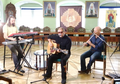 В Московской духовной академии состоялось открытие дискуссионного арт-клуба с участием Бориса Гребенщикова