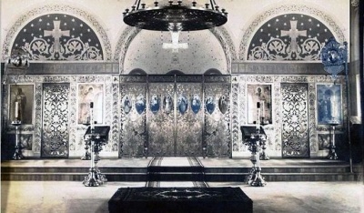В Петербурге восстановят храм с уникальным фарфоровым иконостасом