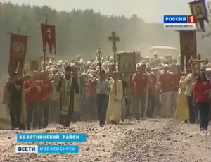 Паломники со всей Сибири съехались к храму Серафима Саровского в село Турнаево