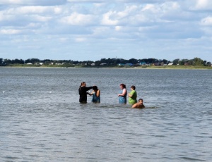 Крещение детей в Благодатном озере