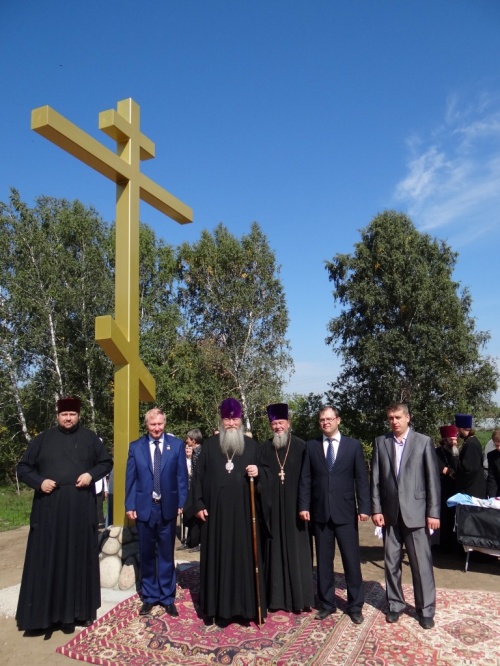 Освящение Поклонного Креста в Бердске