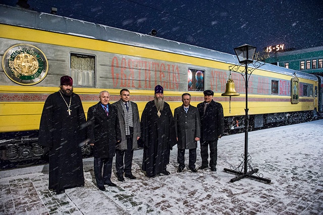 Поезд «За духовное возрождение России» отправился в путь (фоторепортаж)