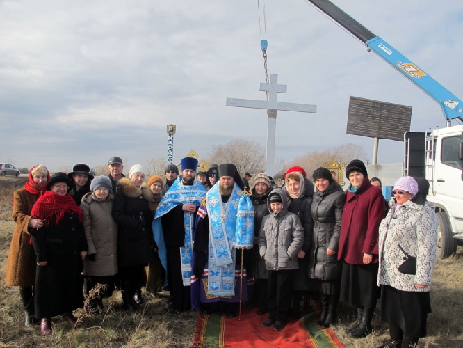Поклонный Крест на выезде из Карасука в Новосибирск. (видео)