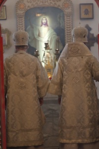 Епископ Лука и епископ Феодосий приняли участие в божественной литургии на Престольном празднике в Михаило-Архангельском мужском монастыре с. Козиха