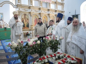 Малое освящение храма Святой Троицы в Ордынске и первая литургия (видео)