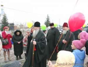 Приезд митрополита Тихона в Бердск