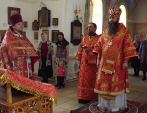 24 мая Преосвященнейший Феодосий совершил Божественную литургию в Кафедральном соборе города Куйбышева