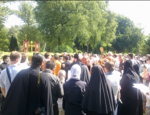 Святой против тоталитарного государства: Литургия на могиле новомученика Алесандра Мюнхенского
