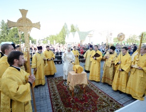 Предстоятель Русской Церкви совершил освящение верхнего храма Троице-Владимирского собора г. Новосибирска