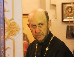 Отец Николай Калабухов: "Почему я должен бояться отморозков?"