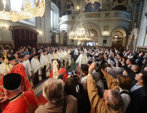 Предстоятели и представители Поместных Православных Церквей вознесли славословие Господу в кафедральном соборе Белграда (+ Фоторепортаж)