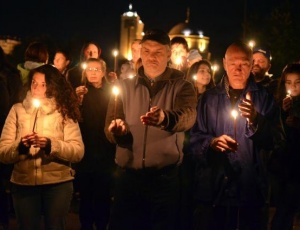 Гости и паломники города Ниша провели акцию “и Я - часть креста” (+фото)
