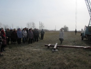 Установлен поклонный крест на въезде в с. Ирбизино и с. Крыловку Карасукского района