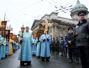 Крестный ход в Петербурге собрал 54 тысячи человек