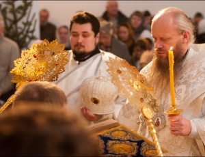 Рождество Христово в кафедральном соборе в честь Святителя Николая города Искитима (фоторепортаж)