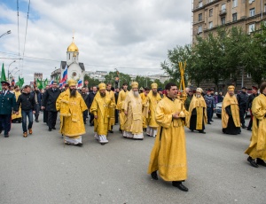 25 мая 2014 года в Новосибирске состоялся традиционный крестный ход