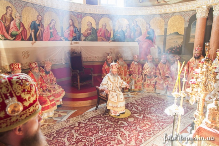 В день 22-й годовщины избрания Блаженнейшего Митрополита Владимира Предстоятелем УПЦ в Успенском соборе совершена торжественную Божественную литургию