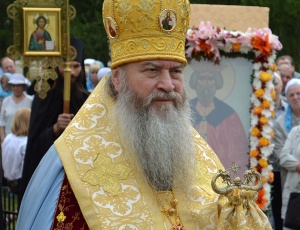 Фоторепортаж с крестного хода, посвященного Дню Крещения Руси, в Новосибирске
