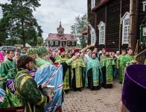 Состоялись празднования, посвященные 100-летию Серафимо-Турнаевского храма