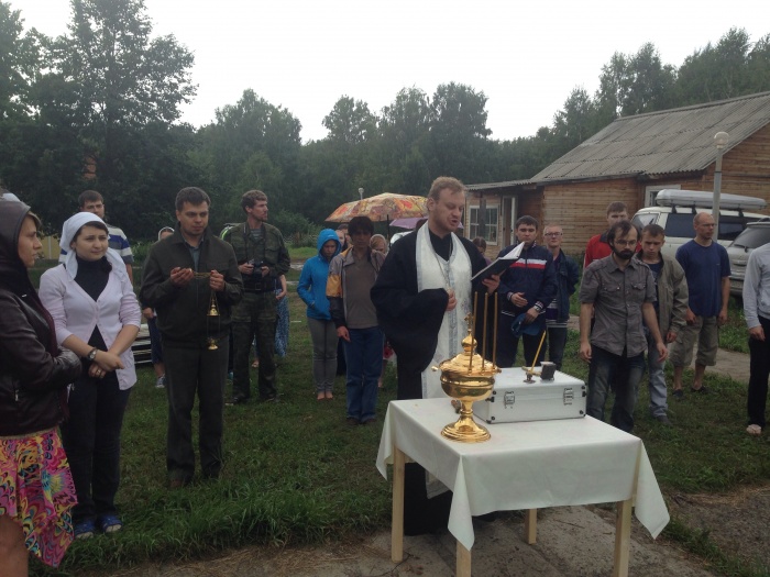 Православный молодежный трудовой лагерь открылся в селе Боровое
