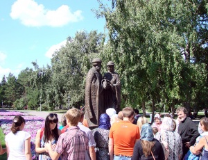 Беженцы из Донбасса молились в Новосибирске Божией Матери у Ее иконы «Иверская»
