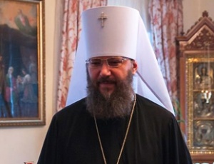 Управделами Украинской Православной Церкви обвинил лидера раскольников Филарета в организации рейдерских захватов и разбоев