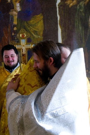 Священническая хиротония состоялась в Свято-Покровском  мужском монастыре с. Завьялова (фоторепортаж)