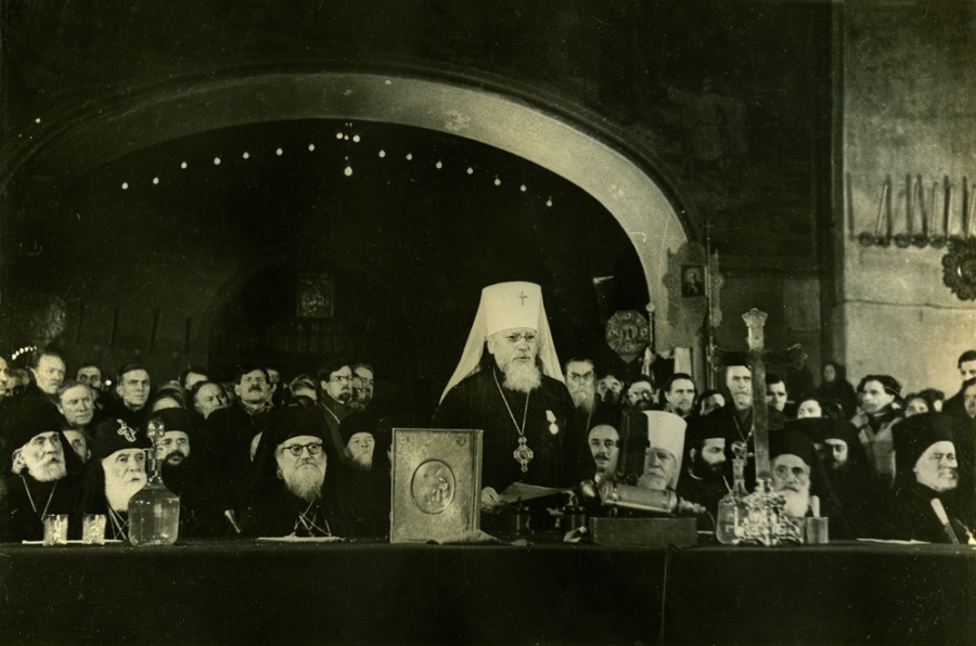 Поместный Собор 1945 года в фото- и видеодокументах.