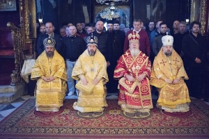 Архиереи из России и Украины возглавили праздничное богослужение в русском монастыре на Афоне