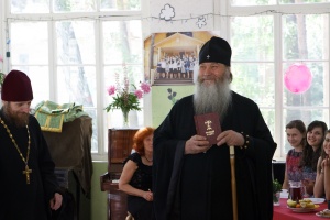 В Православной гимназии во имя Преподобного Сергия Радонежского прошел 17-й выпускной