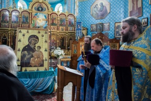 В Новосибирскую Епархию была доставлена Иверская икона Божией Матери