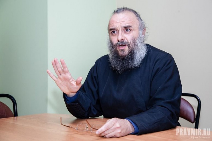Протоиерей Арсений Григорянц: В Церкви ничего не может делаться самочинно