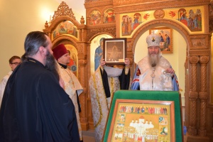 Митрополит Тихон совершил чин освящения домового храма в честь священномученников Михаила и Иоанна