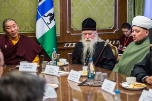 Владимир Городецкий встретился с представителями традиционных религиозных организаций Новосибирской области 