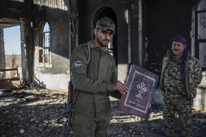 ИГ уничтожает христианские храмы в Сирии