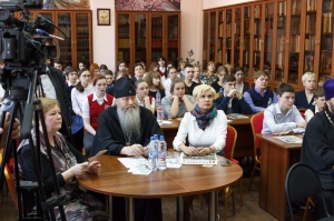 В Новосибирской библиотеке им. Льва Толстого прошла встреча, посвященная тысячелетию Русского монашества на Афоне