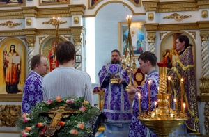 Божественная литургия в соборе в честь Живоначальной Троицы р. п. Ордынского