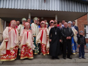 Молебен священномученикам Михаилу Пятаеву и Иоанну Куминову в Малокрасноярке