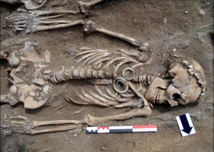 На Байкале нашли скелеты, державшиеся за руки 5000 лет
