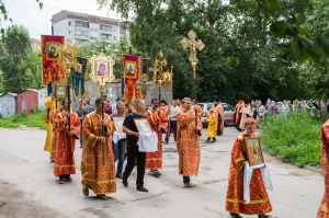 В Новосибирске прошел крестный ход памяти Новомучеников и исповедников Церкви Русской