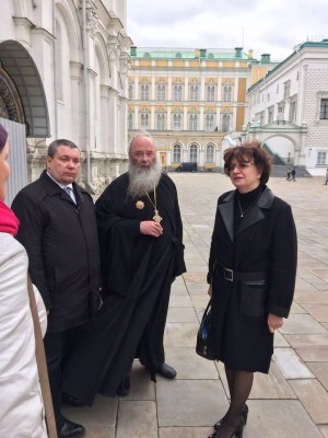 У Царских святынь Московского Кремля