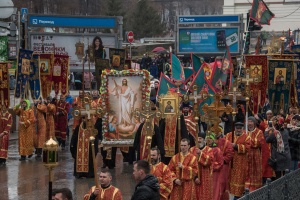 Пасхальный крестный ход в Новосибирске 2017
