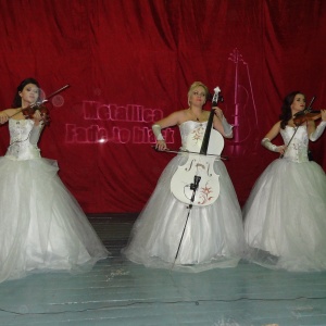 Музыканты струнного трио «Silenzium» выступили  в  исправительной колонии №-8