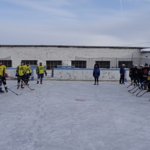 В исправительной колонии № 21 (п.Горный) состоялся товарищеский матч по хоккею